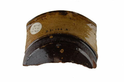 Fragment de coupe carénée, image 2/2