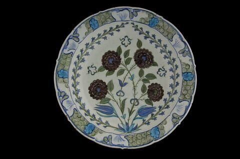 Plat au bouquet de dahlias, tulipes et jacinthes, image 4/4