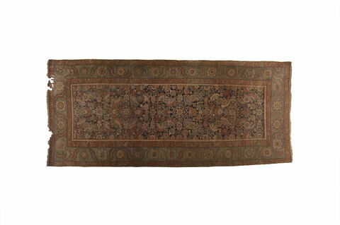 Tapis à décor herati stylisé disposé autour d'un diamant, image 2/2