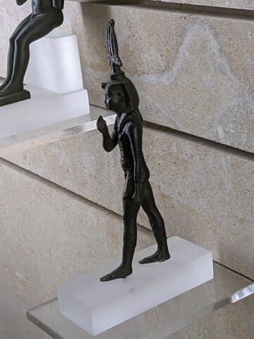 figurine, image 3/3