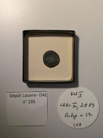 æs, image 2/2