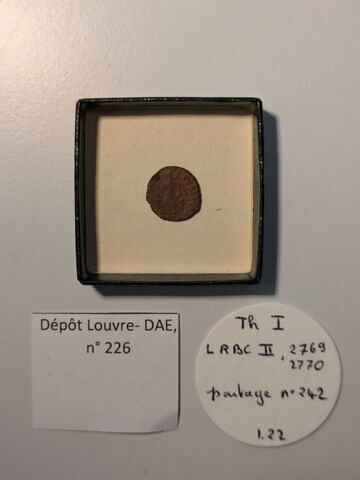 æs, image 2/2