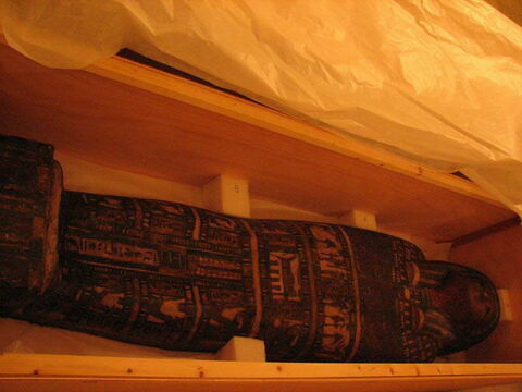 cercueil momiforme, image 1/1