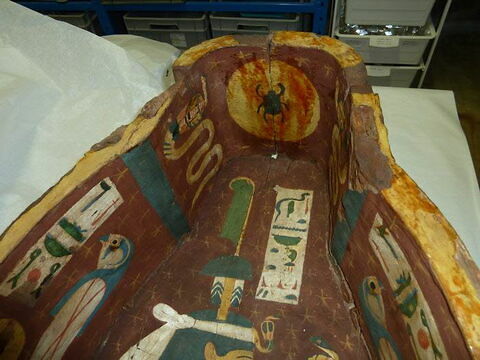 Cercueil intérieur d'une chanteuse-chémayt d'Amon anonyme, image 12/32