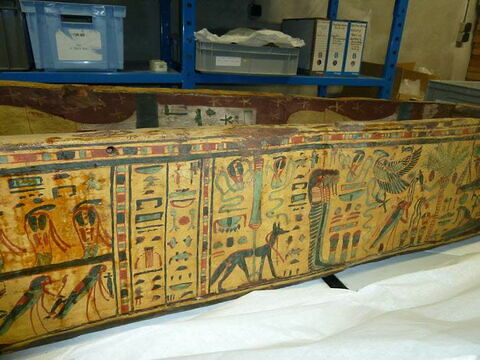 Cercueil intérieur d'une chanteuse-chémayt d'Amon anonyme, image 24/32