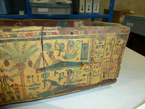 Cercueil intérieur d'une chanteuse-chémayt d'Amon anonyme, image 26/32