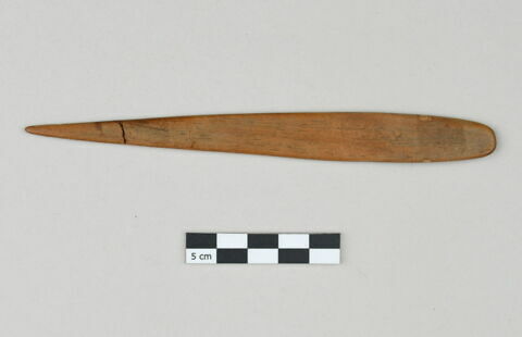 lissoir  ; spatule