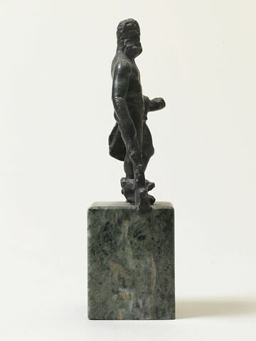 figurine, image 3/5