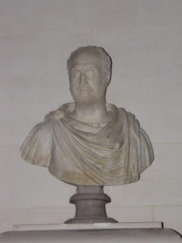 statue en buste