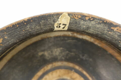 plat ; assiette  ; coupe, image 2/5