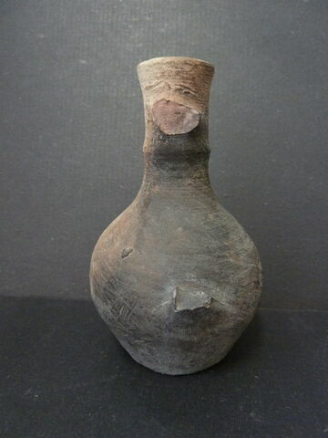 vase, image 3/4