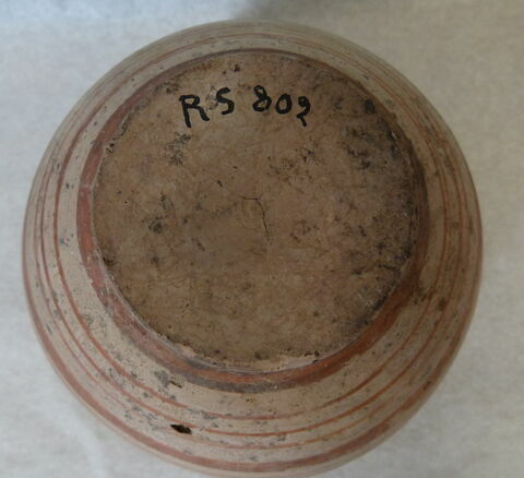 lébès  ; pyxis, image 3/3