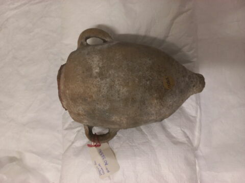 vase, image 2/3