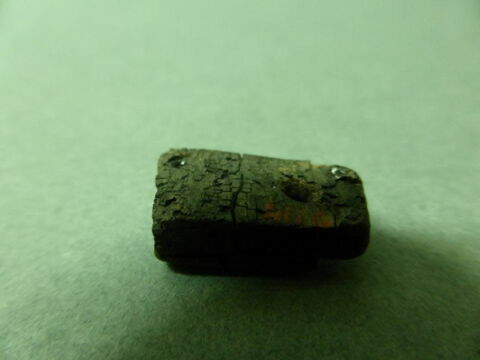 pendeloque ; fragment