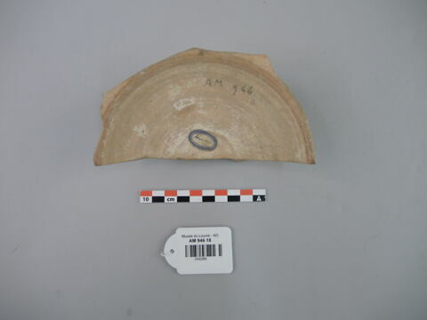 vase ; fragment, image 2/2