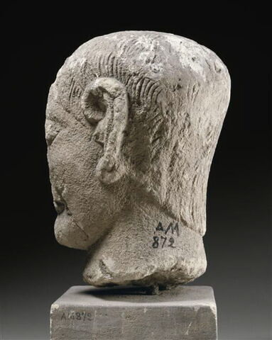 statue ; tête, image 2/3