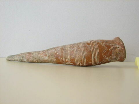 vase ; maquette = modèle ; figurine