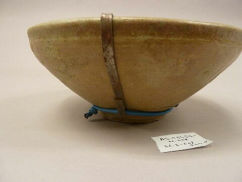 vase, image 2/4