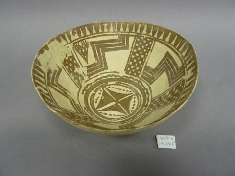 vase, image 5/11