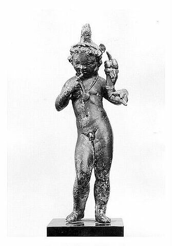statuette, image 2/2