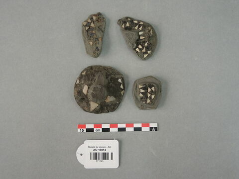 vase, image 2/2