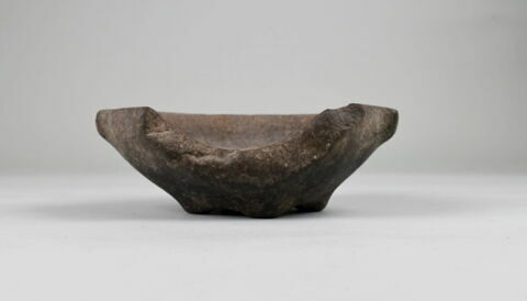 mortier à oreilles ; plat, image 4/5
