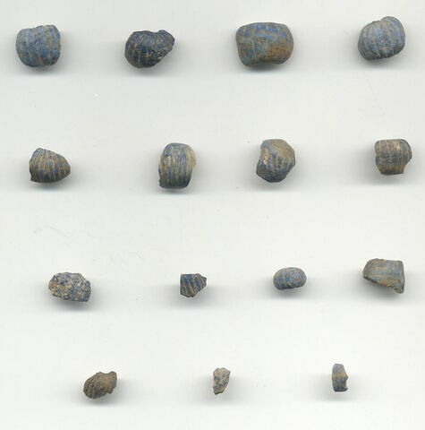 perles ; perle globulaire côtelée, image 1/1