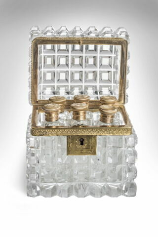 Coffret à parfums avec ses six flacons, image 2/2