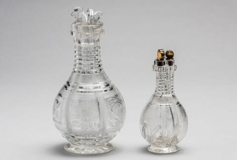 Carafe à liqueur à six compartiments, avec six bouchons, image 3/3