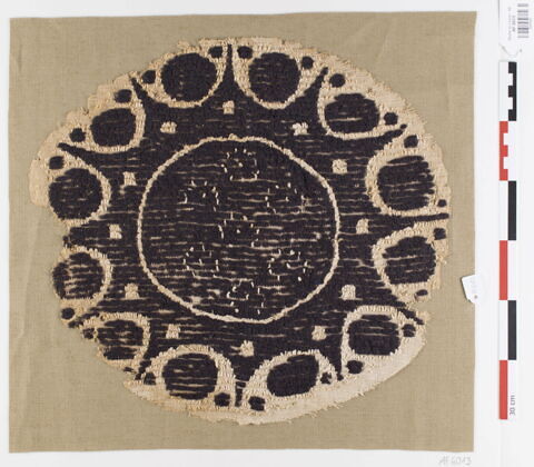 décor de textile ; fragment