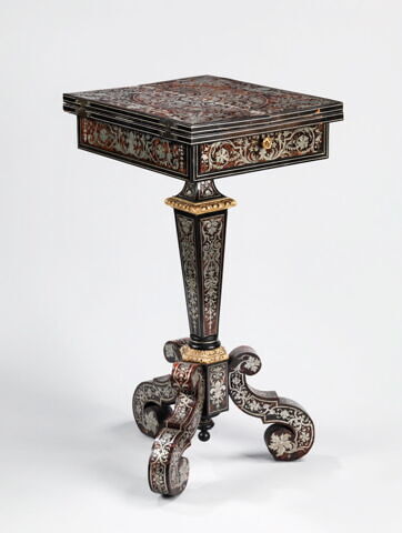 Table, dite du Grand Dauphin, image 7/7