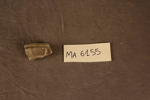 fragment, image 2/2