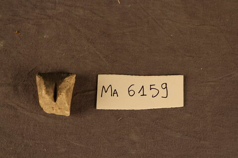 fragment, image 2/2