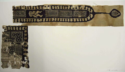 clavus ; tabula ; fragment, image 2/2