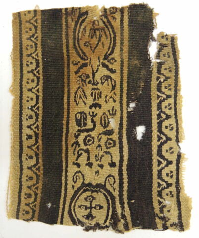 bande décorative d'habillement ; fragment, image 2/2