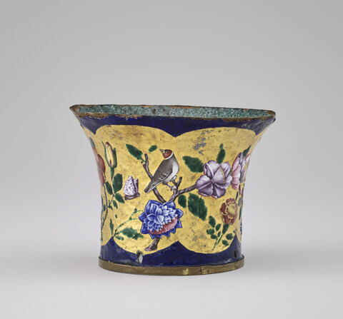 Haut de qalyan à décor de roses et de rossignols, image 3/3