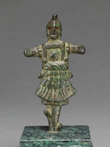 statuette