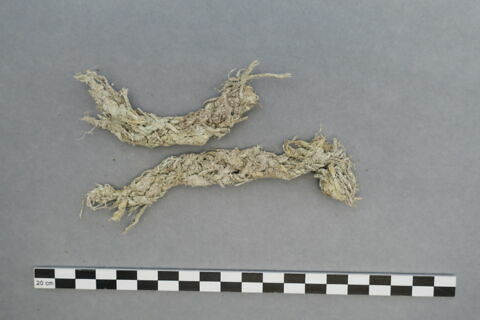 objet indéterminé, fragment, image 2/2
