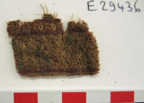 bande décorative d'habillement ; fragment, image 2/2