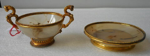Soucoupe, image 3/3