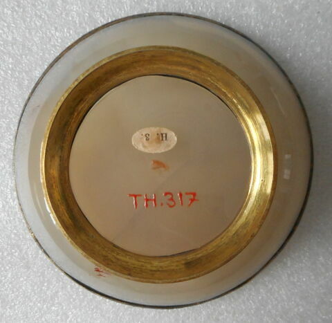 Soucoupe, image 3/3