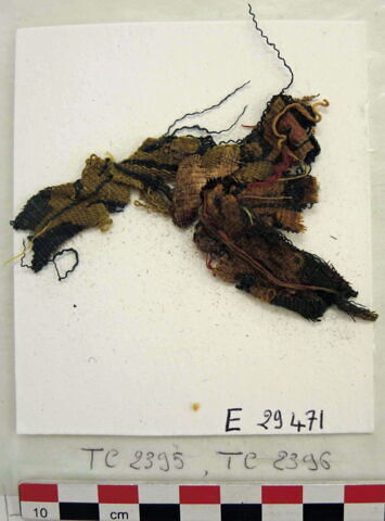 décor de textile ; fragment, image 2/2