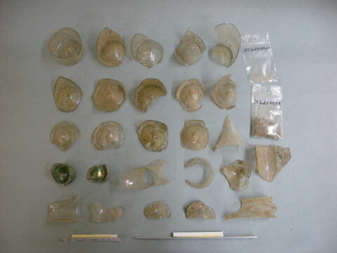col, fragment ; bouteille, fragment, image 2/2