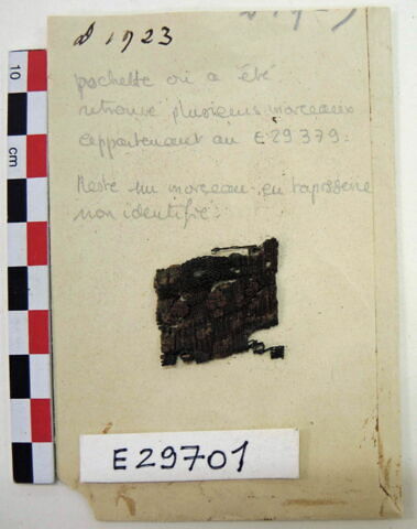 bande décorative d'habillement ; fragment, image 2/2