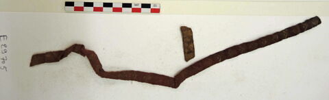 bande décorative d'habillement ; fragments, image 2/2