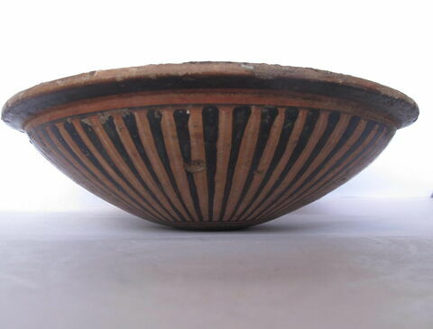 plat  ; couvercle, image 3/3