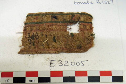 bande décorative d'habillement ; fragment, image 2/2