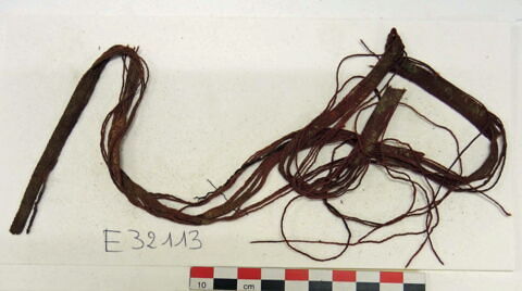 bande décorative d'habillement ; fragment, image 2/2