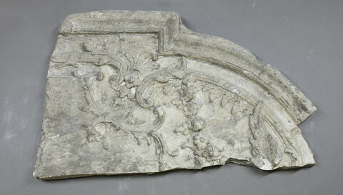 élément décoratif, fragment ; bas-relief, fragment, image 1/1