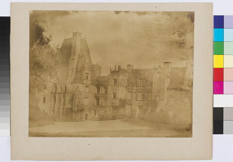Château de Fontaine-Henry près de Caen, par Théodule Devéria, image 1/1